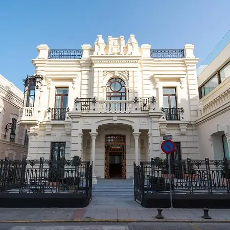 Cisnes Palace